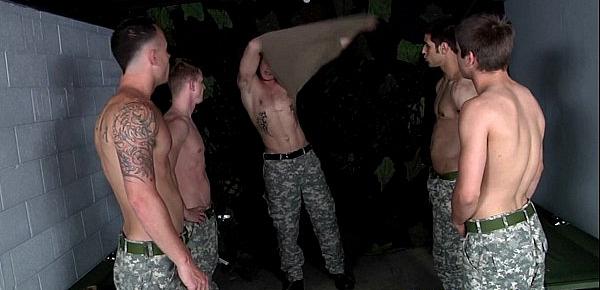  Trent Diesel sucking soldiers cocks